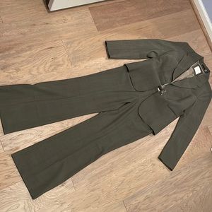 Limited The Perfect Travel Suit